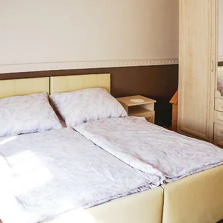 Two Bedroom Holiday In Ferienhaus